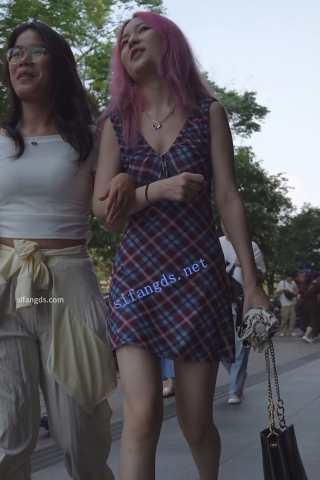 (BC-AA-564)粉色长发花裙小姐姐..服装店被抄底花纹纸内裤