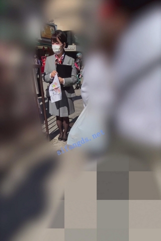 【日产精选】037浅草寺搭讪美女导游CD制服透明内黑森林